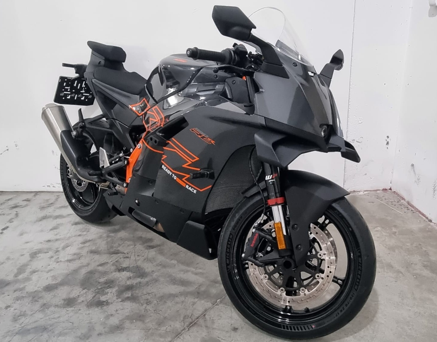 KTM 990 RC R čierna 2026 Demo bike